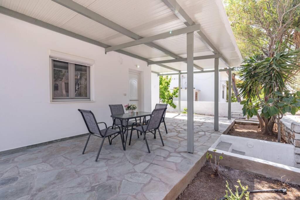 Alikí Nisos Cottage House מראה חיצוני תמונה